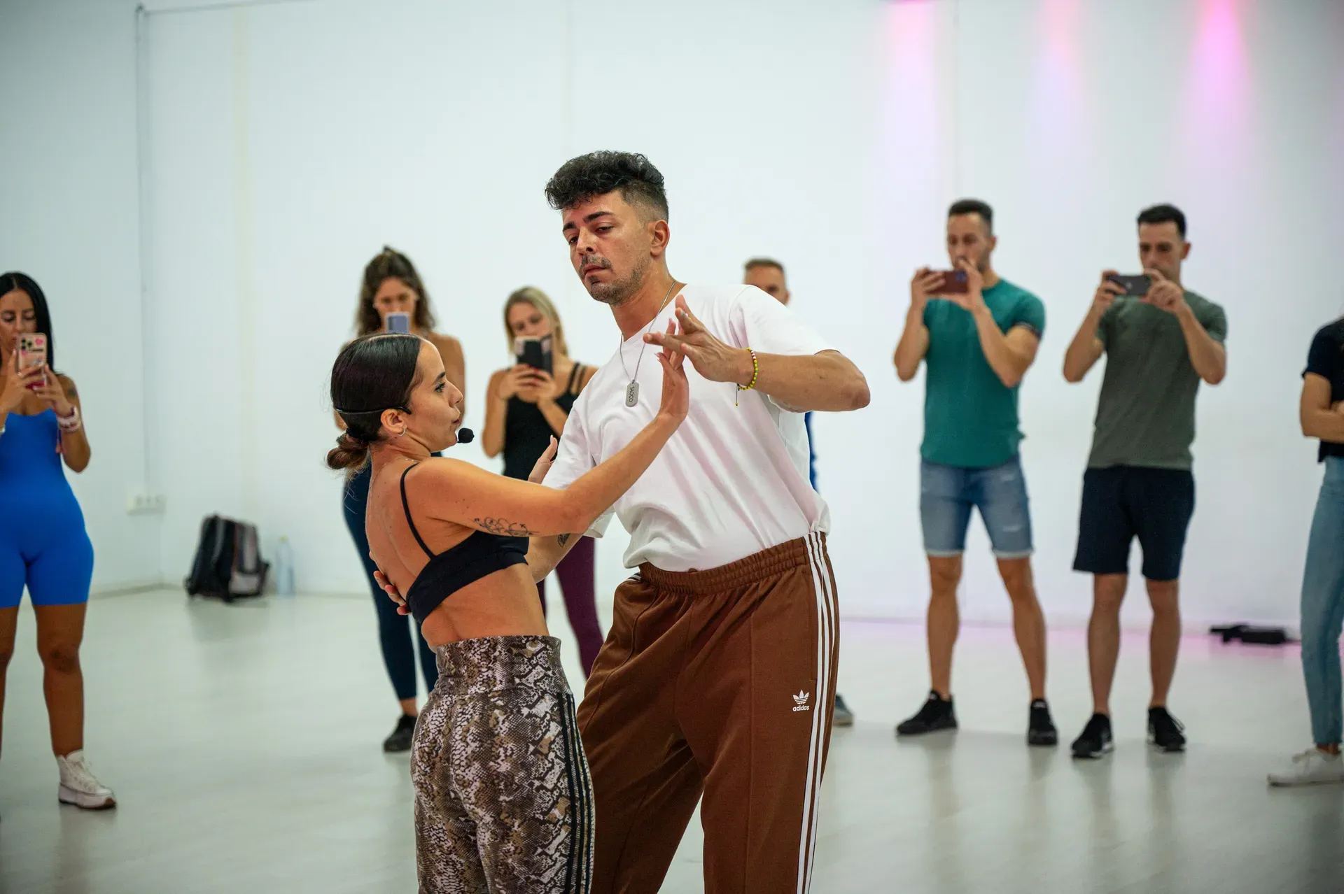Clase de SBLADIES Semipro en Saoco Dance Center